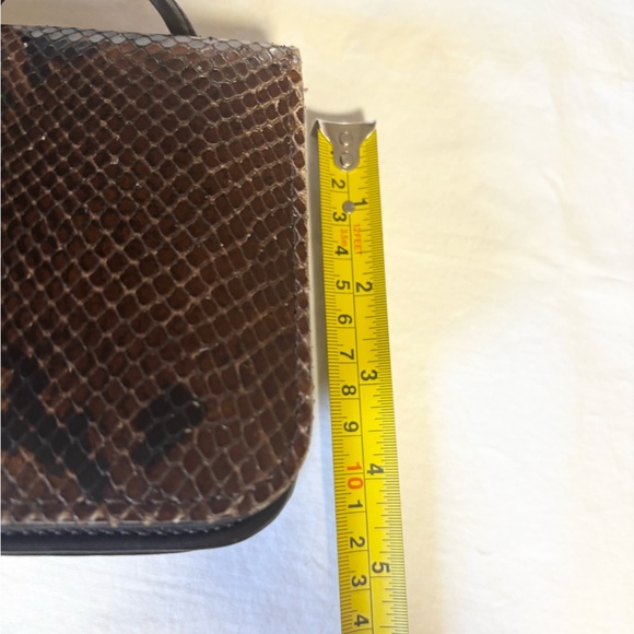 Donald J Pliner brown snakeskin leather crossbody mini bag - Picture 4 of 9